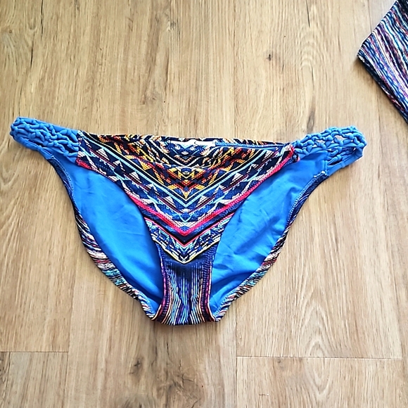 NWOTs Jessica Simpson 2 piece Bathing Suit - Picture 2 of 6